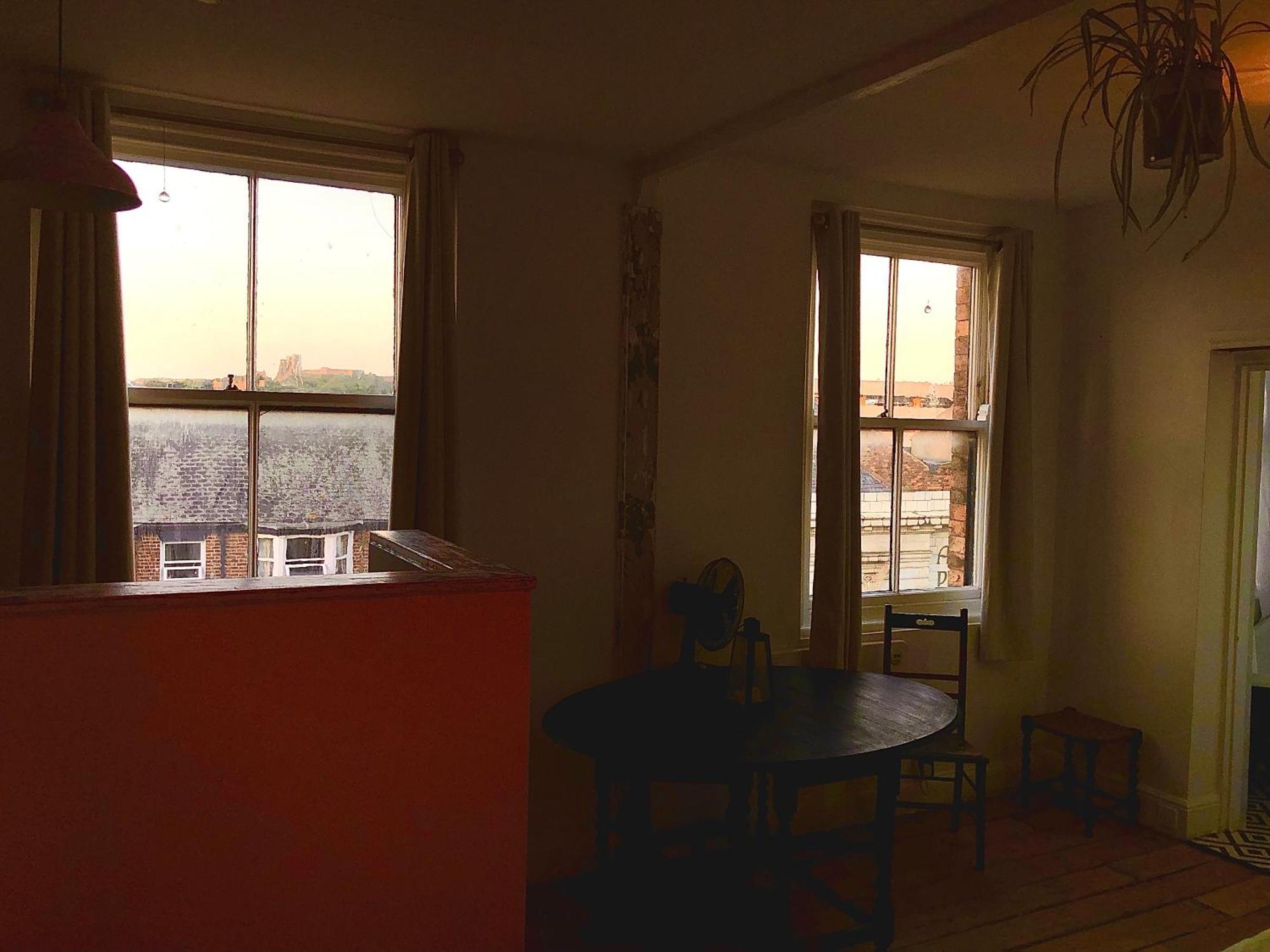 New! Castle View Studio Apartment Scarborough Luaran gambar