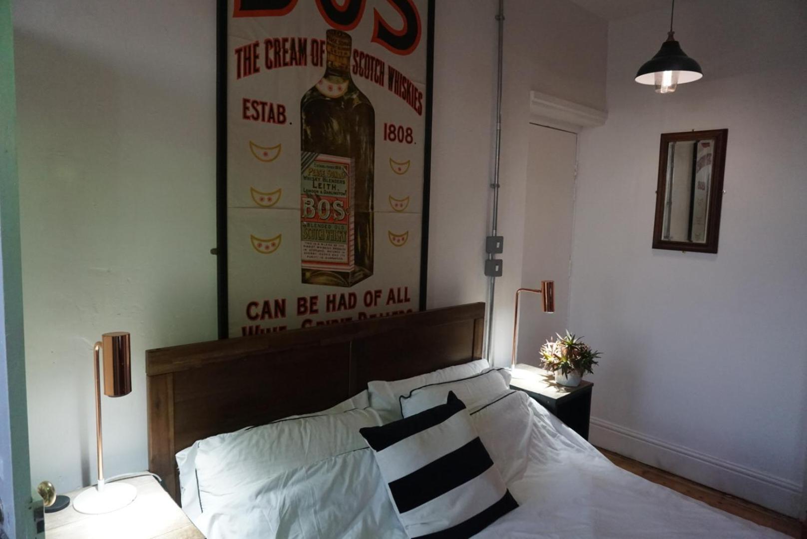 New! Castle View Studio Apartment Scarborough Luaran gambar